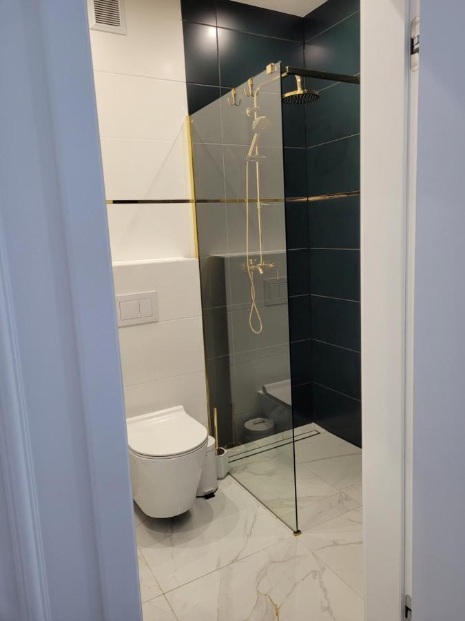 Apartament W Centrum Rowna 10 キェルツェ エクステリア 写真