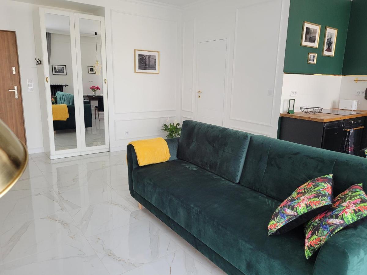 Apartament W Centrum Rowna 10 キェルツェ エクステリア 写真