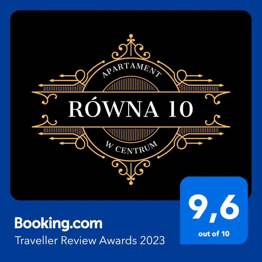 Apartament W Centrum Rowna 10 キェルツェ エクステリア 写真